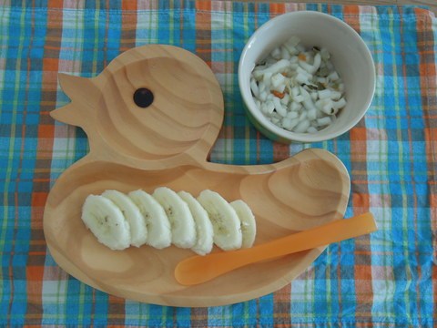 手づかみ食べ解禁 最近の離乳食 Hongkonglog めんこの子育て 手づかみ食べ解禁 最近の離乳食 Hongkonglog めんこの子育て
