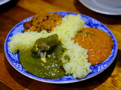 「東武練馬　カトマンズダイニングのなすキーマカレー、ダルカレー」_a0000029_10121080.jpg