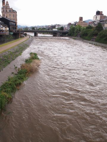 c0229234_0512654.jpg