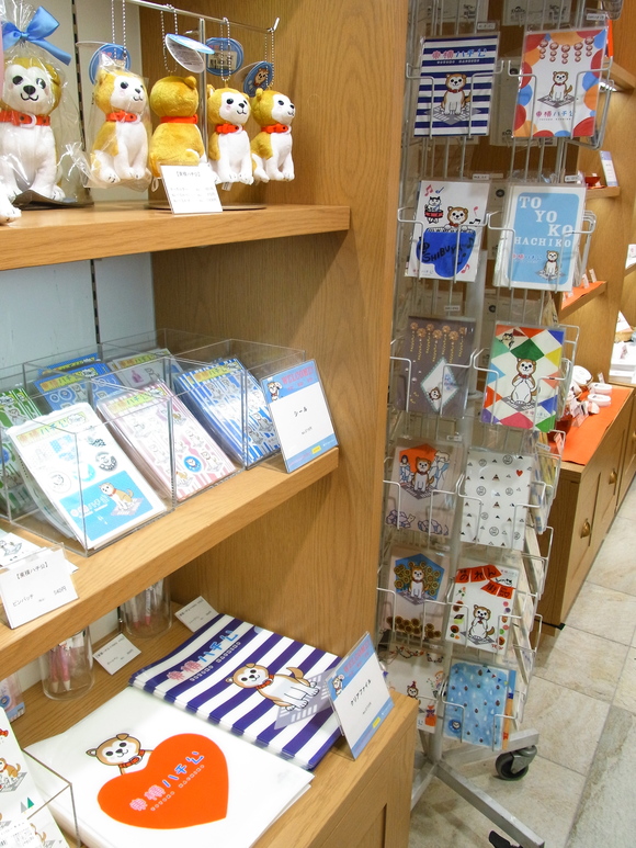 東横ハチ公 スーベニアショップ西館2階!!_d0219980_21315944.jpg