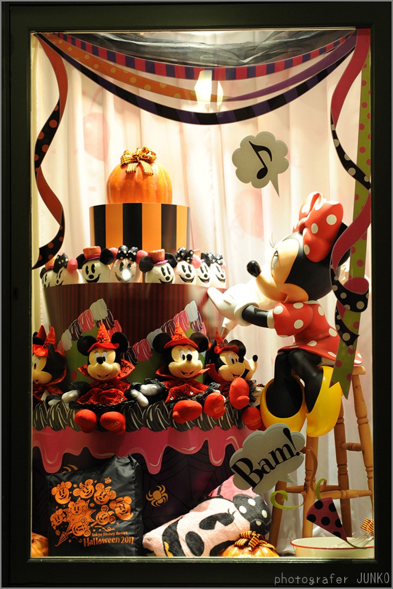 東京ディズニーランド 2011年 ハロウィン編 ママグラファーjunkoの おんぶ街道まっしぐら 東京ディズニーランド 2011年 ハロウィン編 ママグラファーjunkoの おんぶ街道まっしぐら