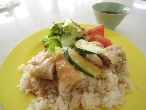 食堂 カルン でランチ_e0115904_23061029.jpg