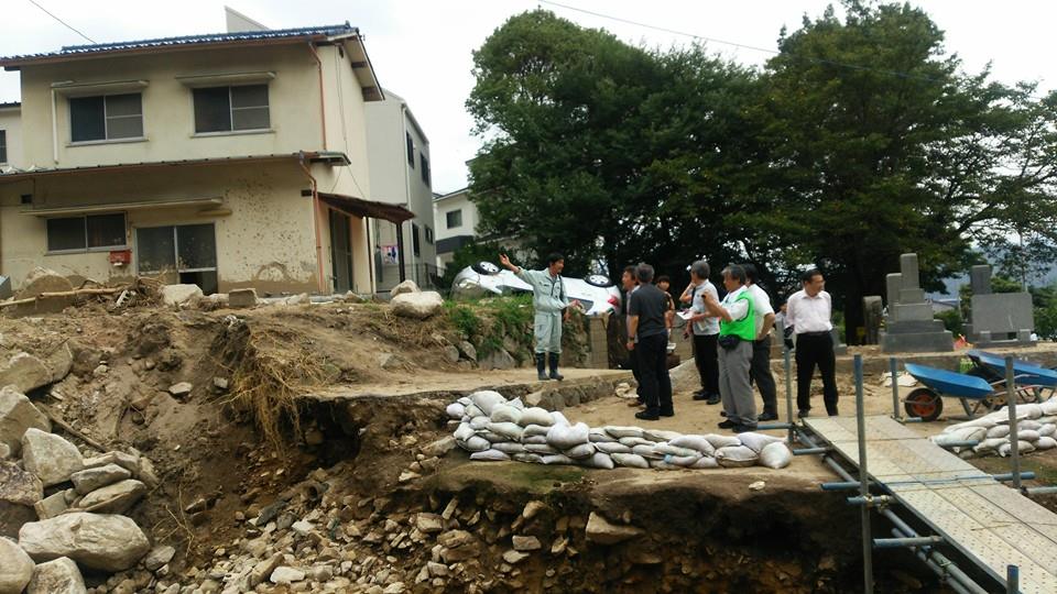 つくだ守生さんからの報告 緑井8丁目の土石流現場の今/ボランティアの炊き出しで食生活改善_e0094315_17302953.jpg