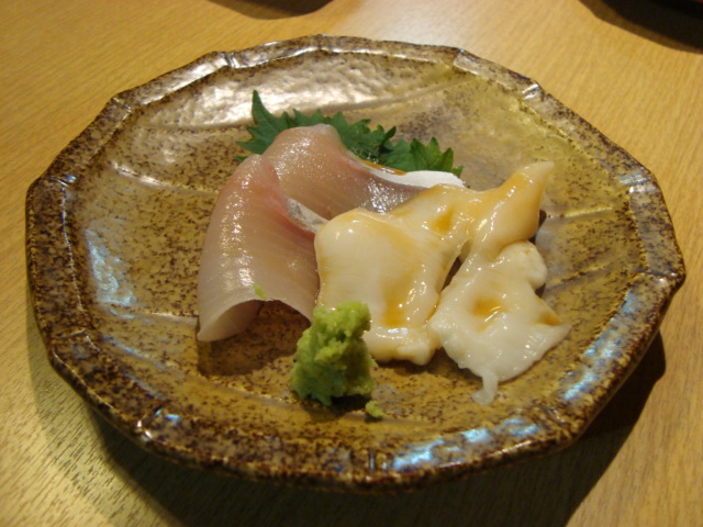 築地「創業四百年仲卸 紀之重 新館」へ行く。_f0232060_14493610.jpg