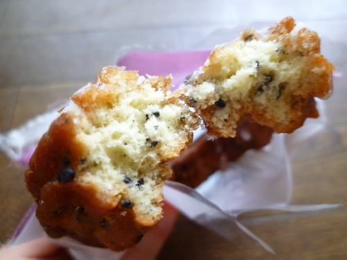 【菓子パン】DONUTS STATION 秋季限定さつまいもチュロッキー@ヤマザキ_c0152767_22183812.jpg
