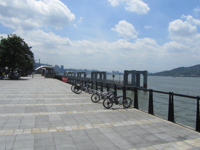 a0100706_23344311.jpg