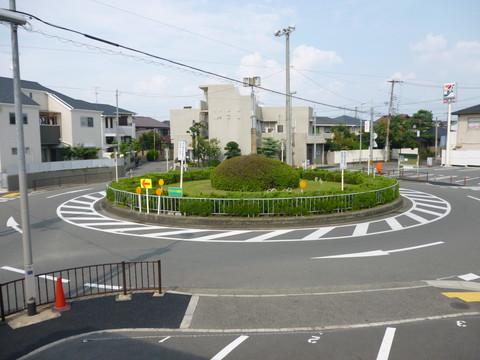 ラウンドアバウトポタ : なのだ的休日の過ごし方。