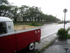 角館、雨の武家屋敷通りも良い物です。_e0069615_2241245.jpg