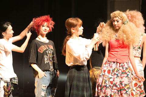 【EVENT】ヘアショー <STYLING COLLECTION S-feh KANSAI>braceの80\'s POP&ROCKなカラフルな世界観のステージを写真たっぷりでご紹介!_c0080367_12063554.jpg