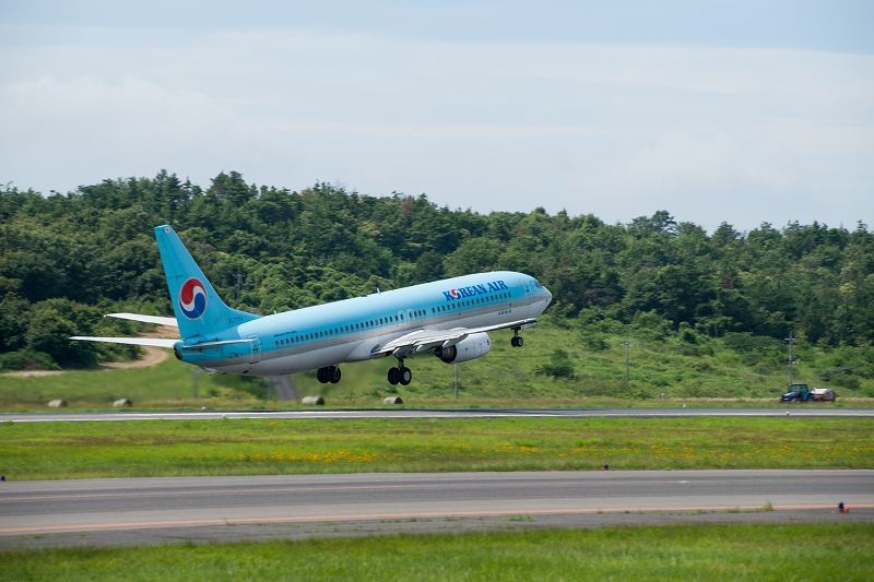 岡山空港飛行機色々_b0198768_22142437.jpg