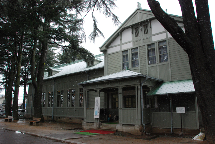 旧松本高等学校(あがたの森文化会館)写真_e0171573_23582273.jpg