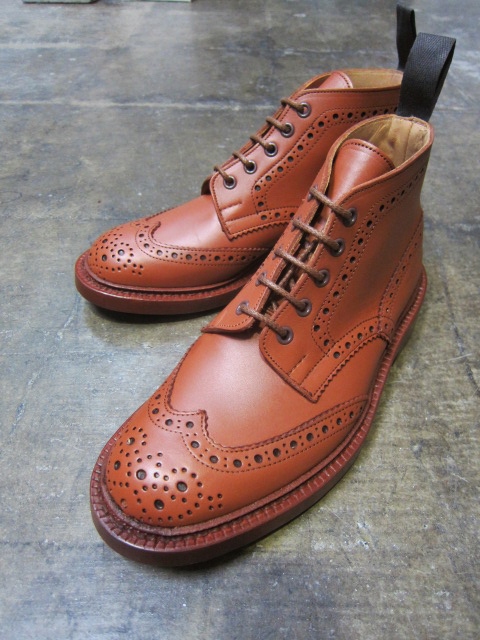Tricker\'s 当店別注 ・・・ BELT CHUKKA Boots!★!_d0152280_1744491.jpg