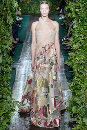 VALENTINO_b0055196_22441454.jpg