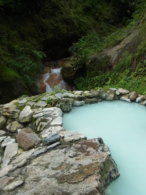 温泉Run＠妙高燕温泉 河原の湯_e0243008_8592384.jpg