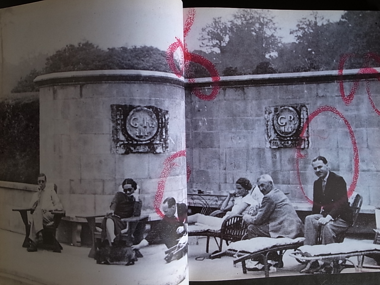THE PRIVATE WORLD OF THE DUKE AND DUCHESS OF WINDSOR / Hugo THE PRIVATE WORLD OF THE DUKE AND DUCHESS OF WINDSOR / Hugo