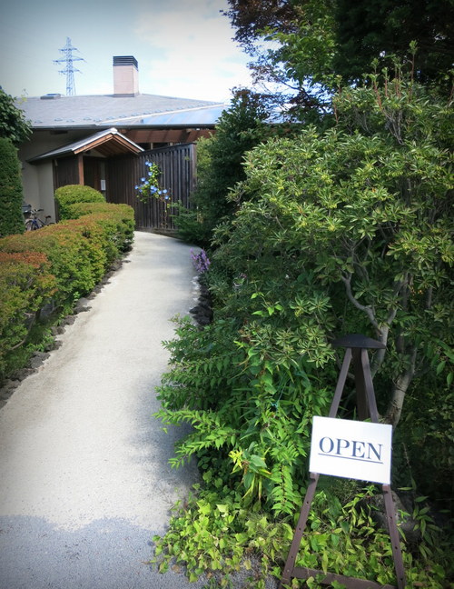 f0236260_2241777.jpg