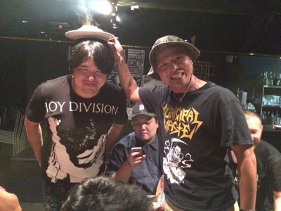 DEAD CHAINな人々。_e0205684_2363893.jpg