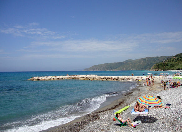 チレント海岸　ドライブも怖し楽しな青い海！_f0205783_1874775.jpg