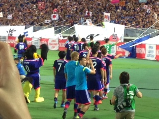 初サッカー観戦★_f0224804_17343977.jpg