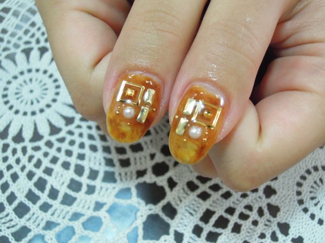 Tortoiseshell Nail_a0239065_1433972.jpg