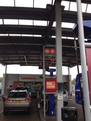 2014秋のイギリス紀行 その1_f0095325_0194882.jpg