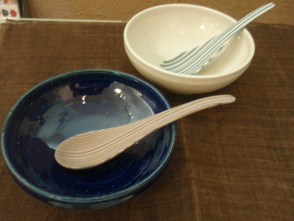 長田佳子さんの練り込み お皿とスプーン入荷しました_b0132442_15283723.jpg