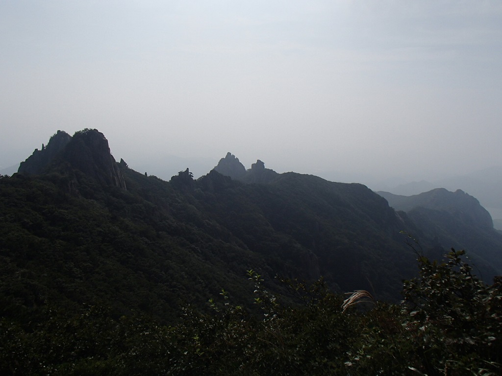 韓国　ウオルチュルサン（月出山)登山_d0007657_18162976.jpg