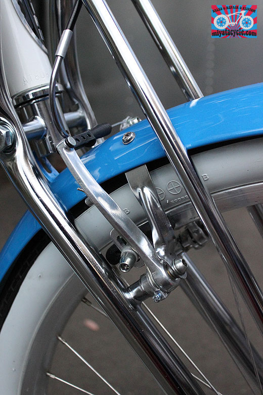 Ｓｃｈｗｉｎｎ Ｃｌａｓｓｉｃ ＳＳ スプリンガーフォークへ！_e0126901_10590138.jpg