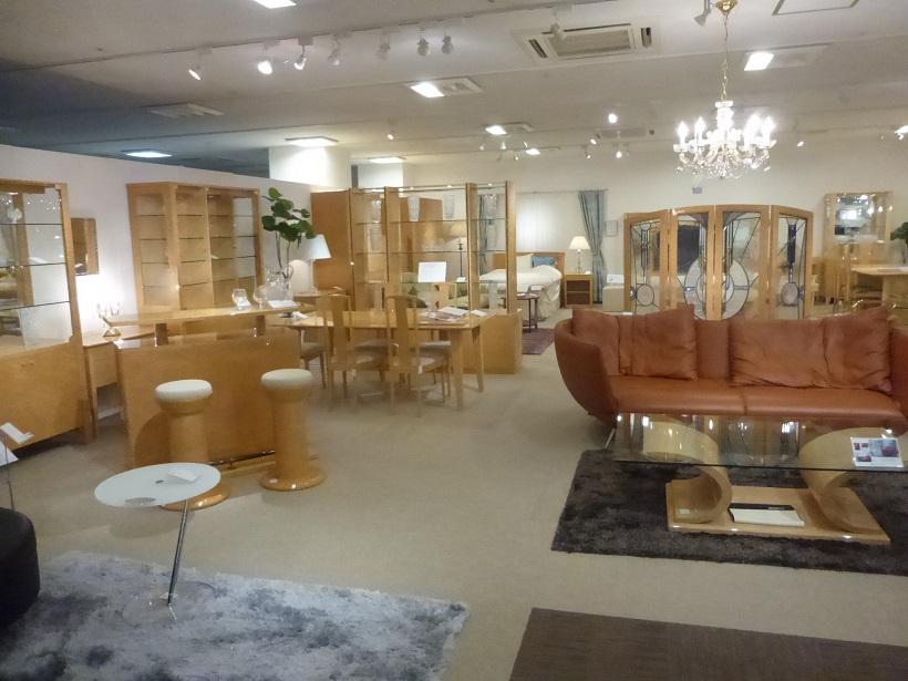 ショールーム_f0205367_18172975.jpg