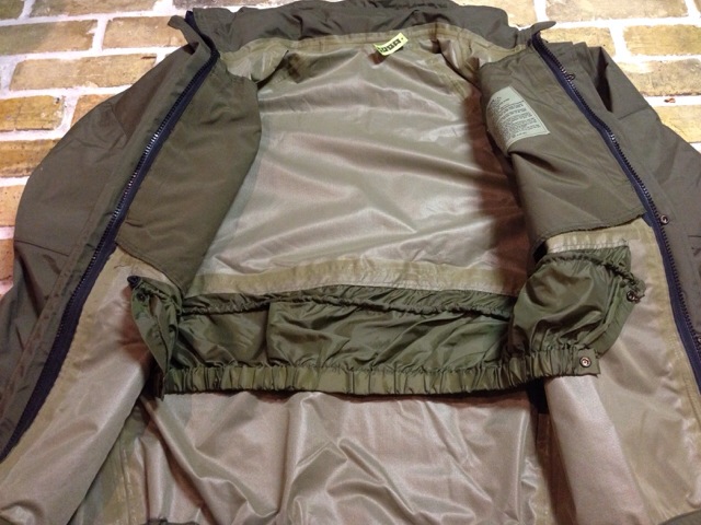 残りあとわずか!HardShell JKT!(T.W.神戸店)_c0078587_2292077.jpg