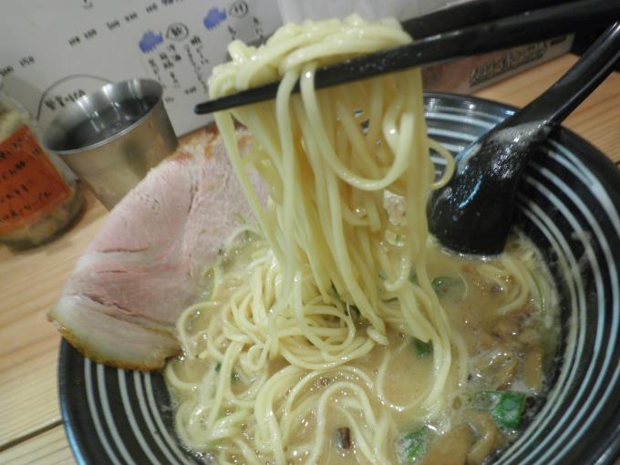 極麺 青ニ犀 吹田市_c0118393_9284191.jpg