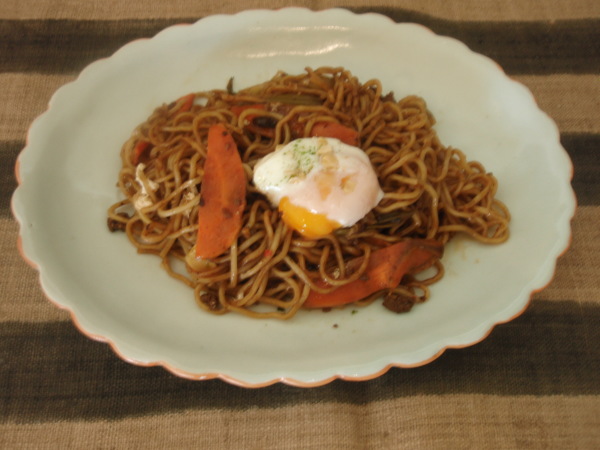 カレー皿で_b0132442_16065141.jpg