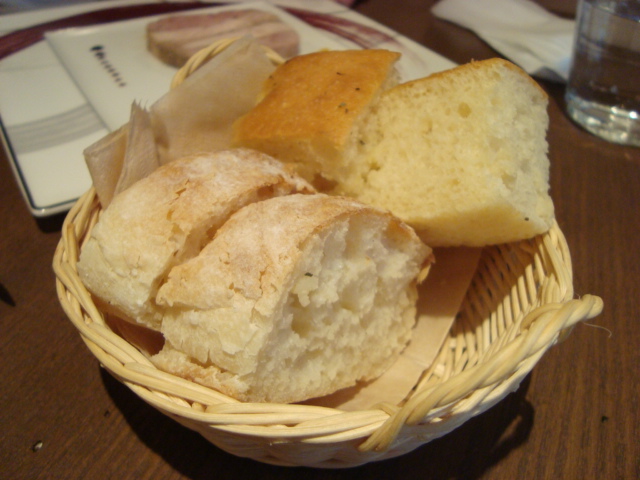 六本木「ラスフォリーナ」へ行く。_f0232060_14431198.jpg