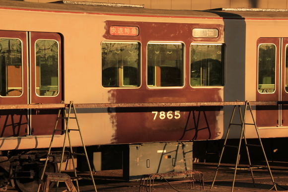 阪急7305F リニューアル工事!_d0202264_19434650.jpg