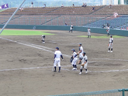 高校野球_e0048994_1259459.jpg