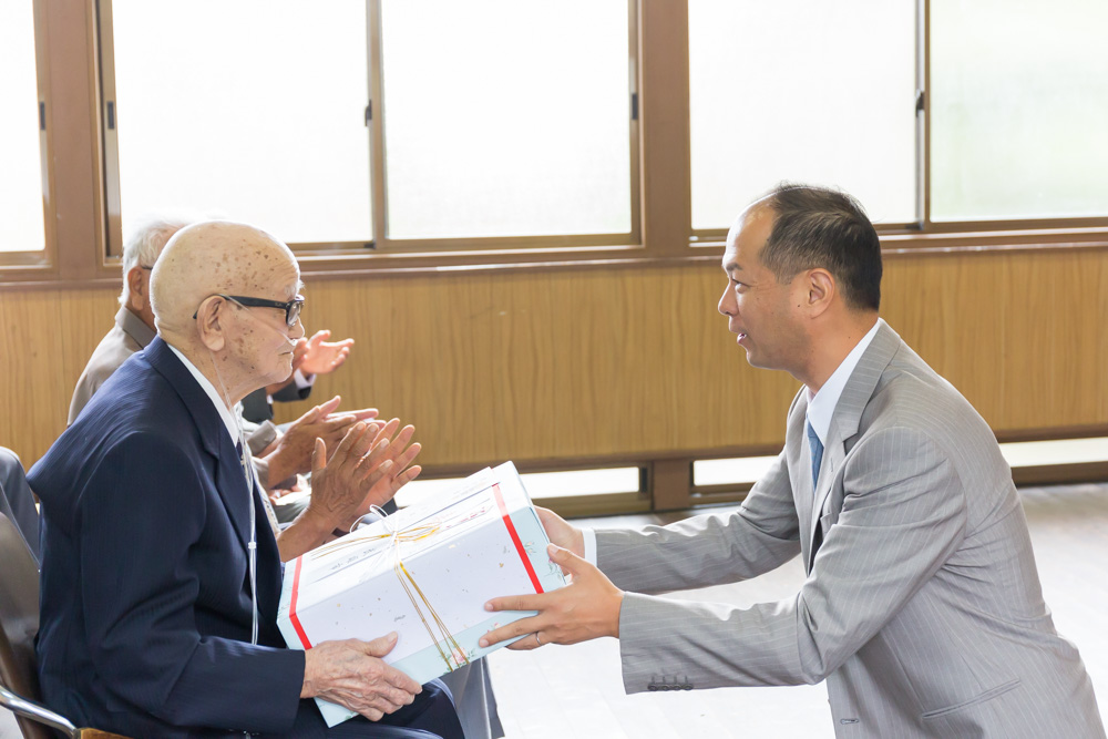 敬老会に出席_d0047811_21035126.jpg
