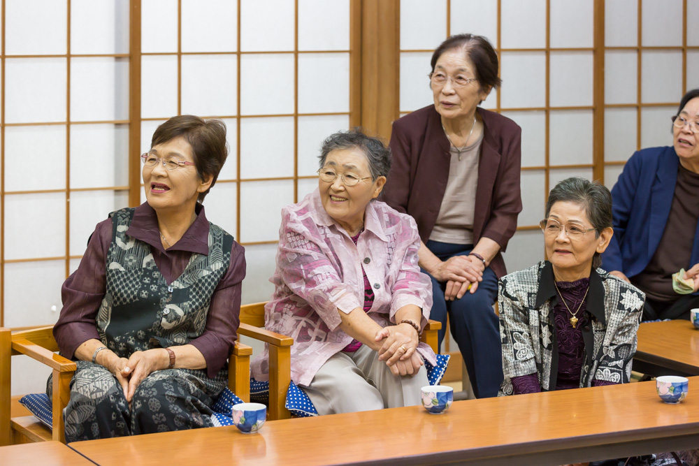 敬老会に出席_d0047811_21035705.jpg
