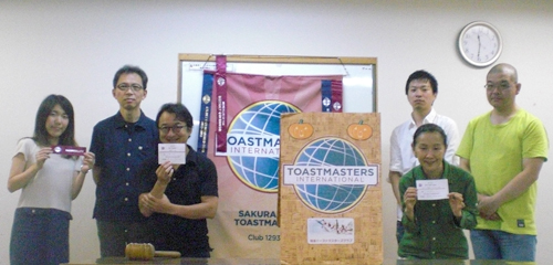 第126 回 例会報告(ユーモアスピーチクラブ選考会)_b0160959_11463626.jpg