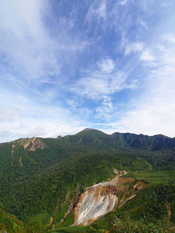 網張りスキー場のリフトで岩手山の稜線へ_e0220071_213267.jpg