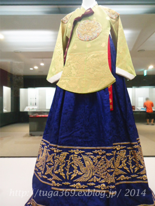 e0029472_1531051.jpg