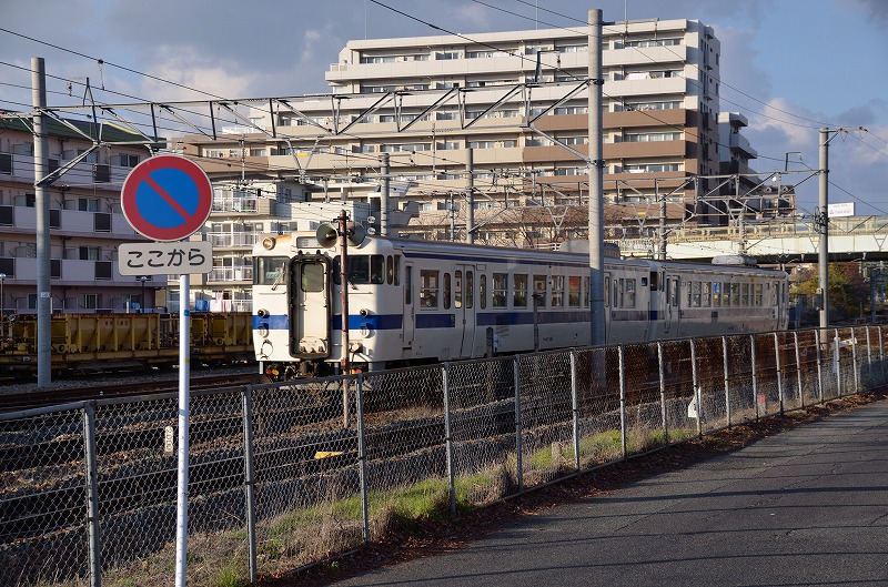 香椎線物語 11　香椎駅_b0338976_89592.jpg