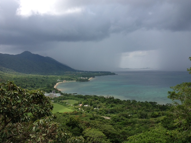 島の北部地区へ_c0064389_15512586.jpg