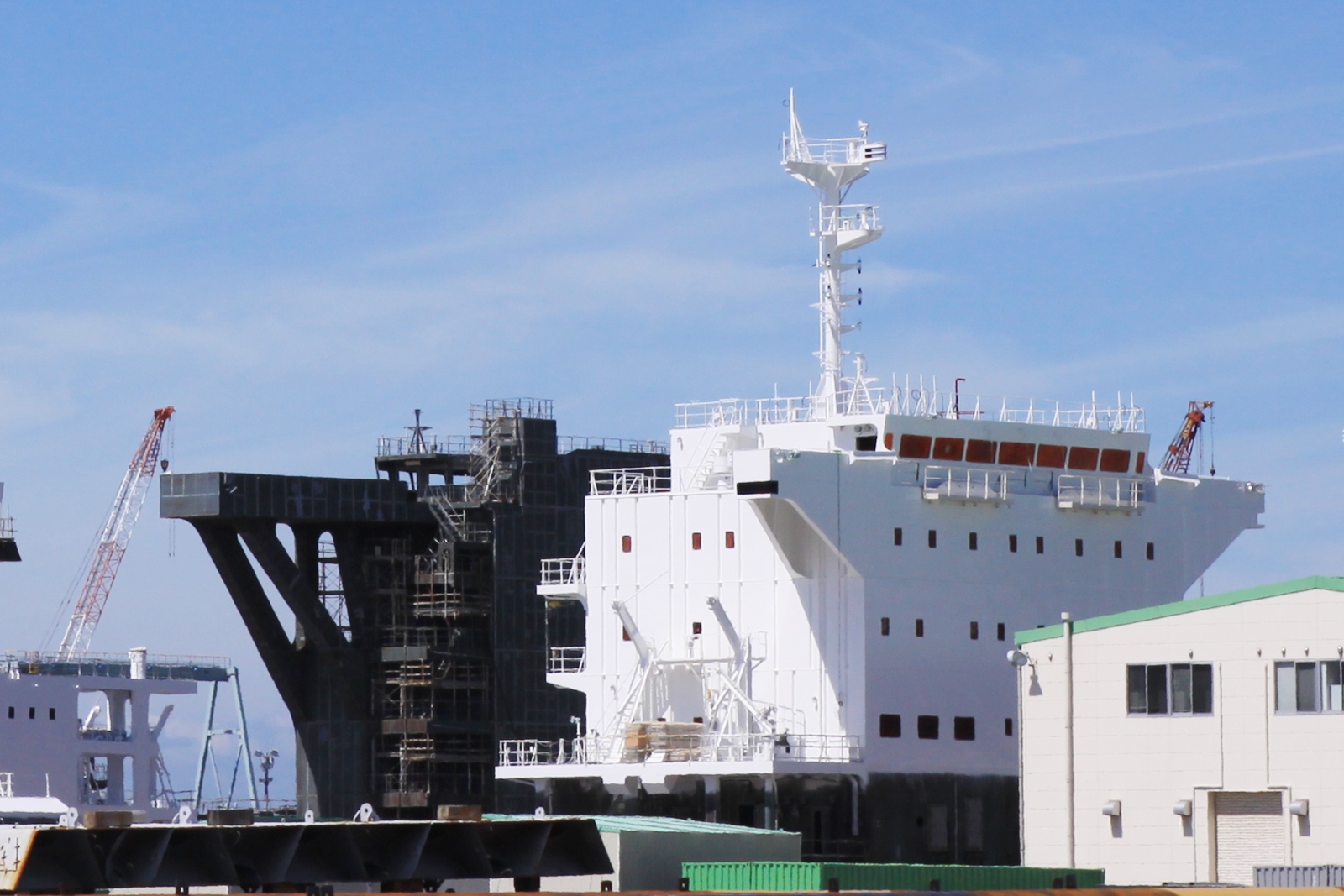 川崎汽船　14,000TEU　ｘ　5隻　今治造船へ追加発注へ　_b0279106_23253288.jpg