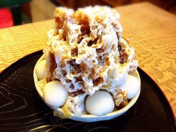 亀屋佐吉_e0292546_2363315.jpg
