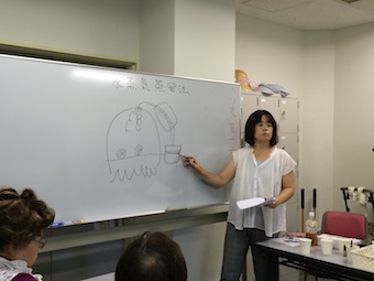 いきいき第1日目 ハンド&ボディークリームです!_a0191183_182308.jpg