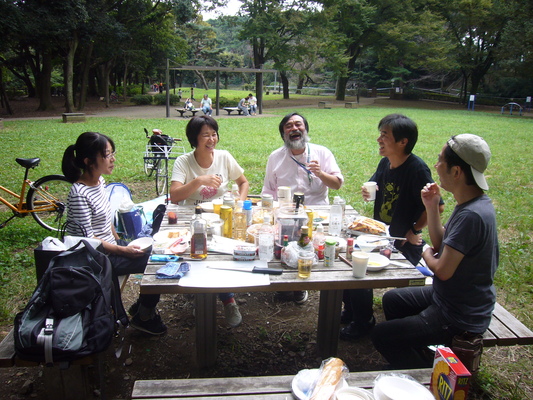 チーム金子 うたごえピクニック 和田堀公園ア ゴーゴー14 杉並区松ノ木ウエルシア薬局近く キミはボクを見たかい 4