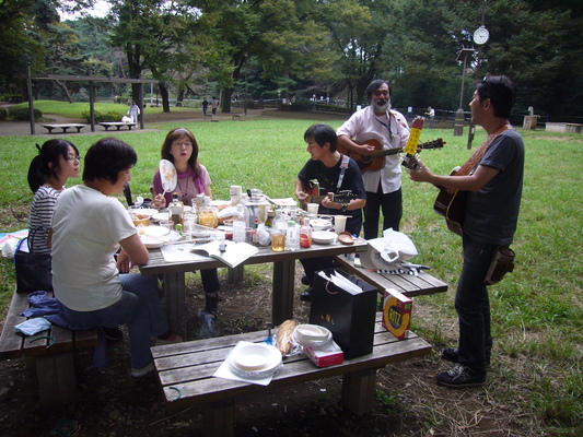 チーム金子 うたごえピクニック 和田堀公園ア ゴーゴー14 杉並区松ノ木ウエルシア薬局近く キミはボクを見たかい 4