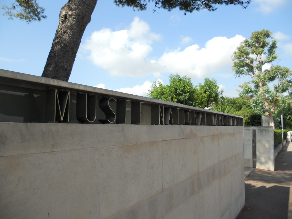 Musée National Marc-Chagall　シャガール美術館_e0300042_6383378.jpg