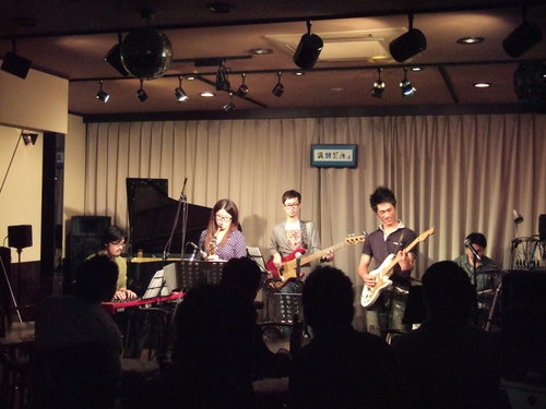 Y ライブ_c0229062_1719771.jpg