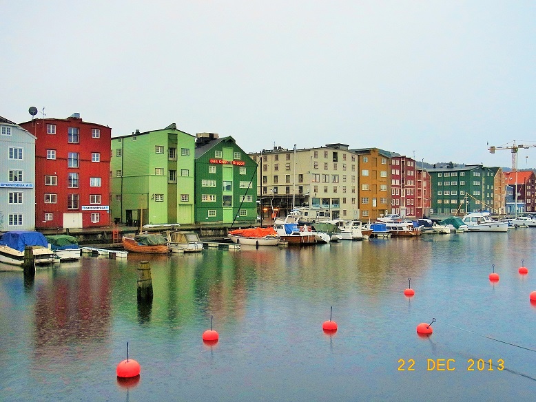 Norway 2日目トロンハイムの風景_e0195766_11420493.jpg